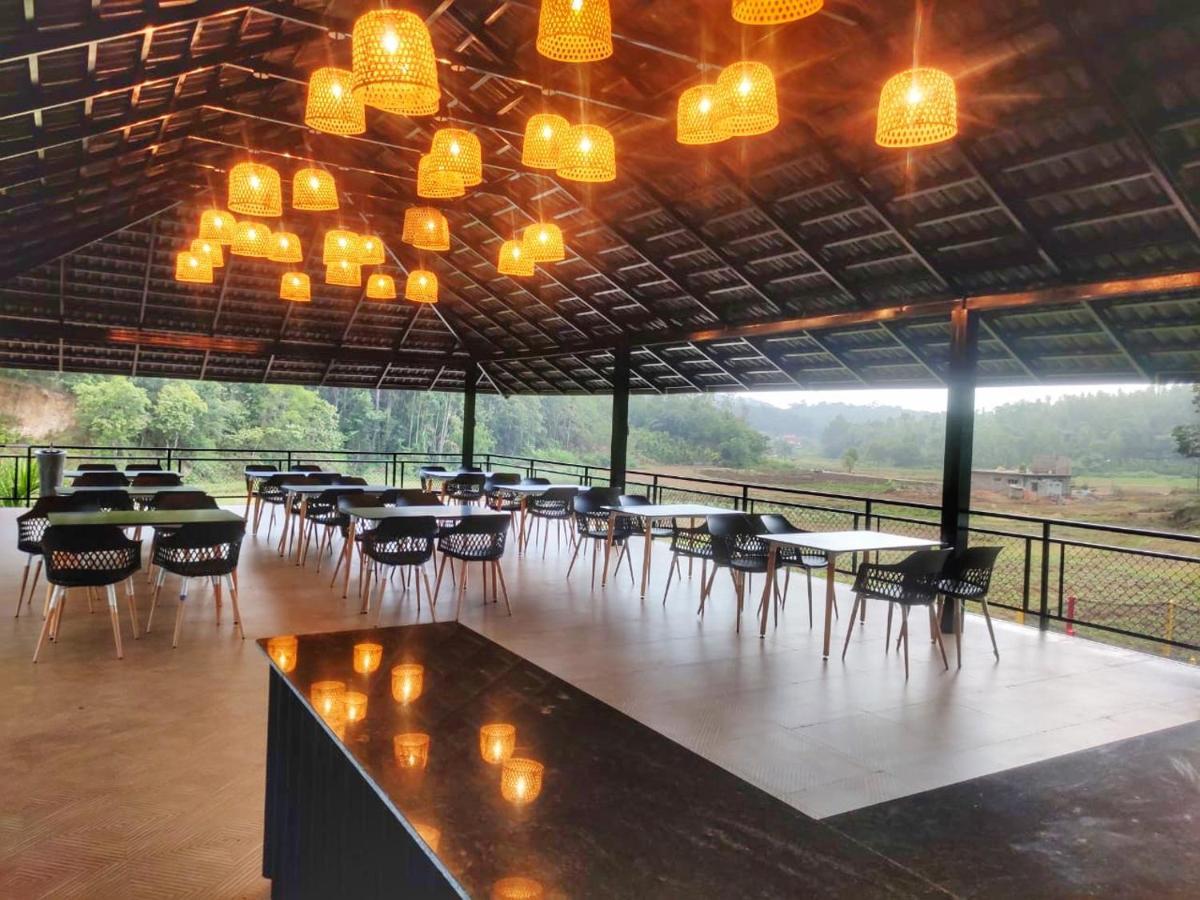 Redberry'S Luxury Stay Coorg Somvarpet Exterior photo