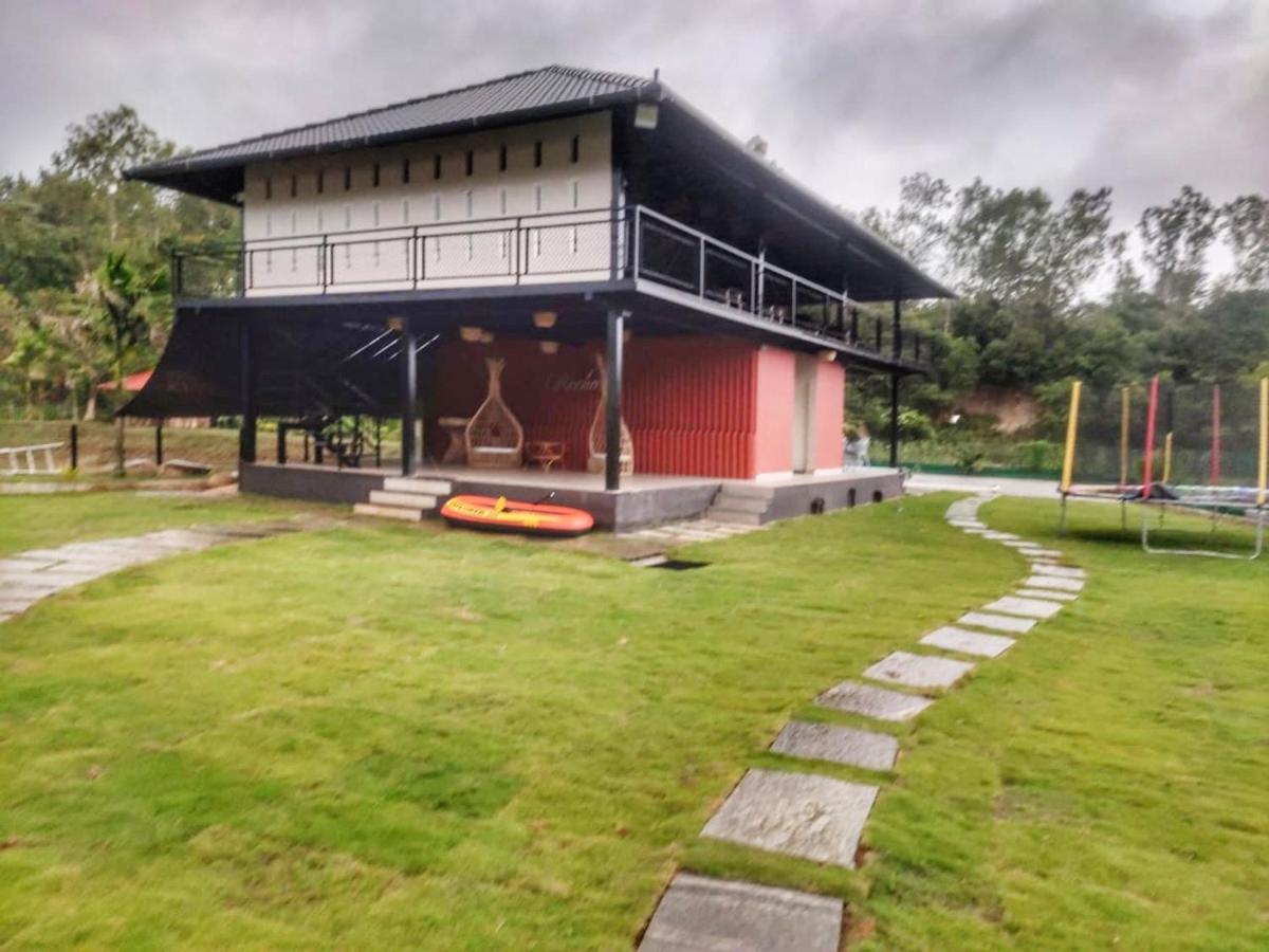 Redberry'S Luxury Stay Coorg Somvarpet Exterior photo