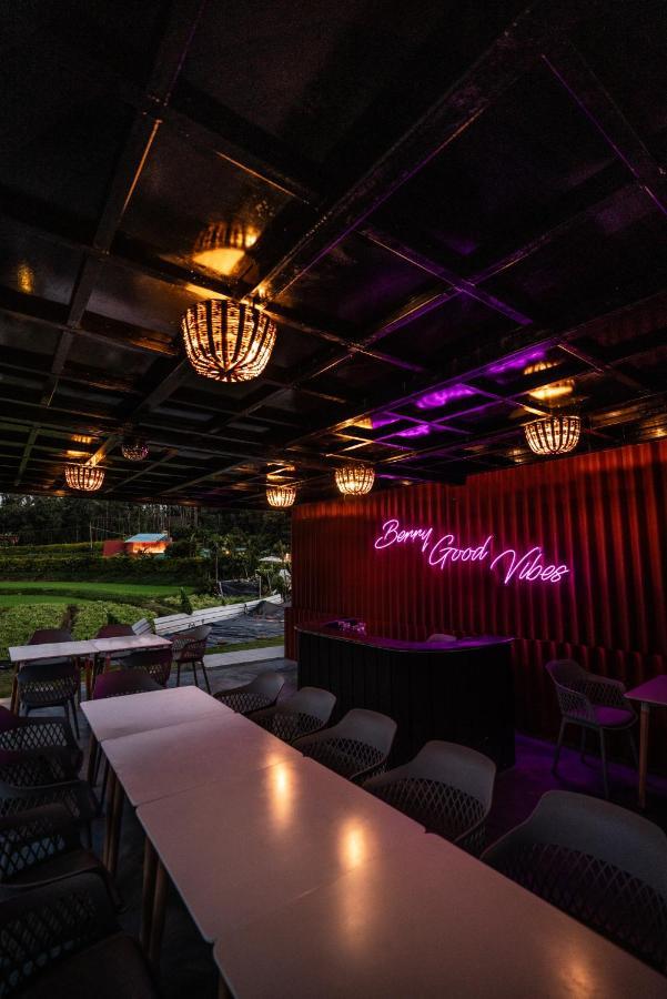 Redberry'S Luxury Stay Coorg Somvarpet Exterior photo