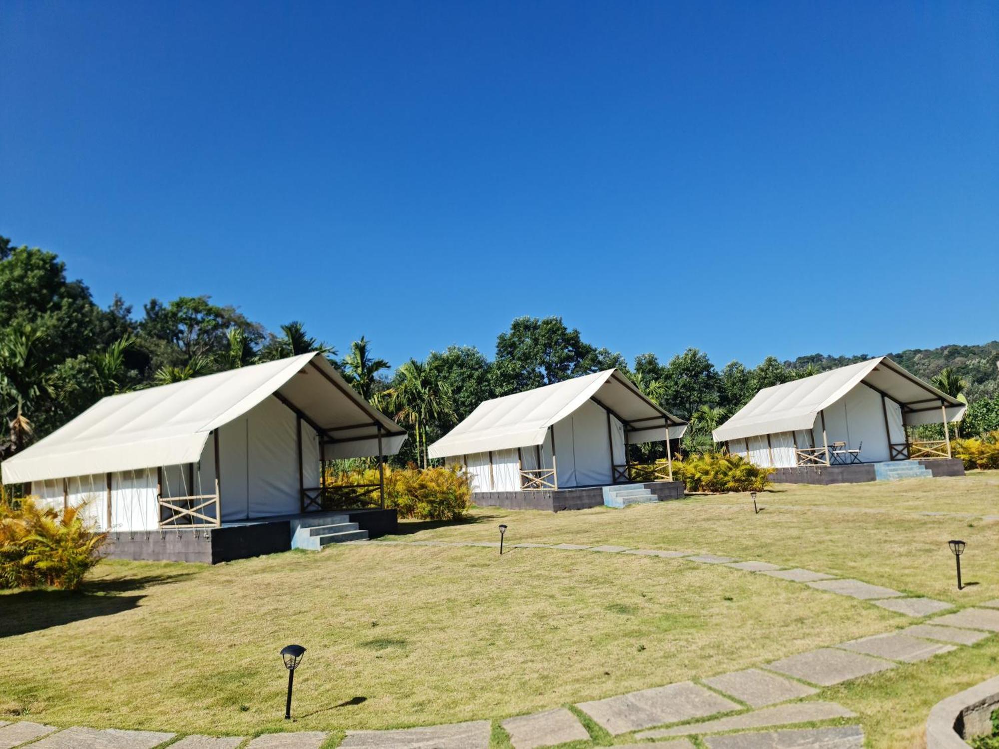 Redberry'S Luxury Stay Coorg Somvarpet Exterior photo