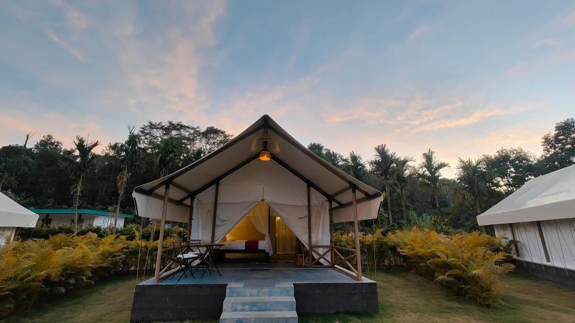 Redberry'S Luxury Stay Coorg Somvarpet Exterior photo